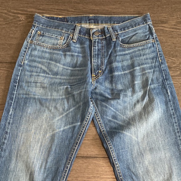 Levi’s Strauss 514 jeans. Size: 32 x 34. Medium blue. - Picture 3 of 15